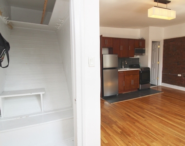 1261 Bergen Street - Photo Thumbnail 2