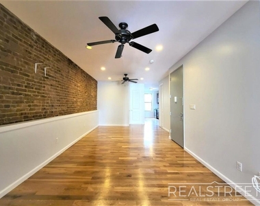 432 Rogers Ave - Photo Thumbnail 1