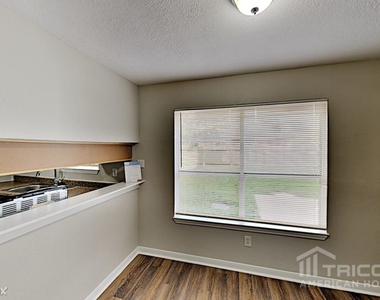 11115 Sageriver Court - Photo Thumbnail 4