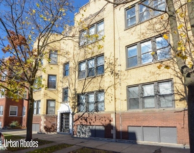 2542 W Sunnyside Ave 3 - Photo Thumbnail 0