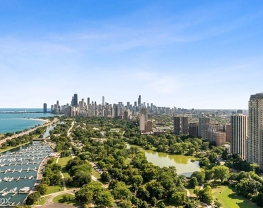 2800 North Lake Shore Drive West 2907 - Photo Thumbnail 13