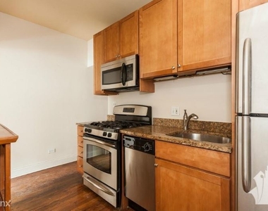 740 W Addison St 2e - Photo Thumbnail 1