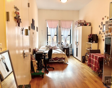 533 West 142 Street - Photo Thumbnail 0