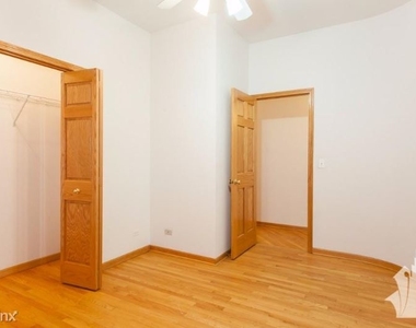 1326 W Diversey Ave 1 - Photo Thumbnail 5