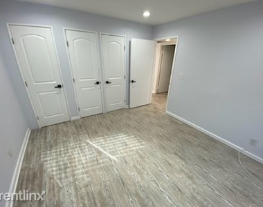 7439 Woodman Ave 40 - Photo Thumbnail 23