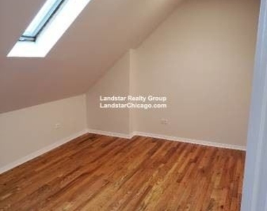 2247 W Medill Ave 3r - Photo Thumbnail 3