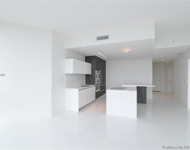 851 Ne 1st Ave Unit 2606 - Photo Thumbnail 5