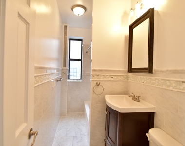 382 Wadsworth Avenue - Photo Thumbnail 7