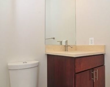 2121 11th Street, Nw Unit# 2 - Photo Thumbnail 5