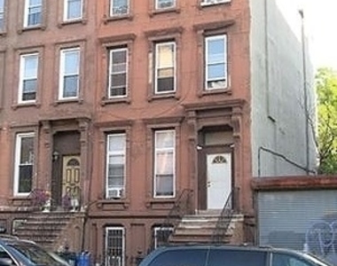 35 Herkimer Street - Photo Thumbnail 11