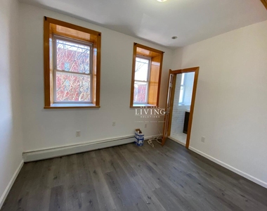 352a Tompkins Avenue - Photo Thumbnail 9