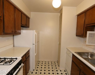 660 W Wrightwood Ave 317 - Photo Thumbnail 1