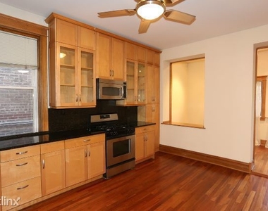 835 N. Rockwell, Unit 1 - Photo Thumbnail 2