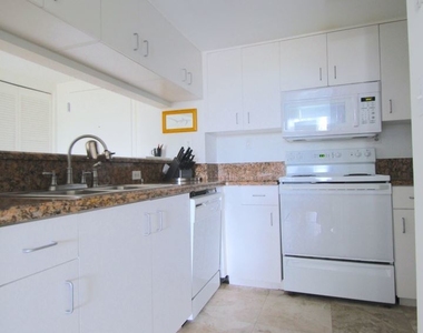 650 West Avenue Unit 303 - Photo Thumbnail 13