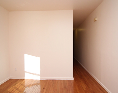 1332 Sterling Place - Photo Thumbnail 3