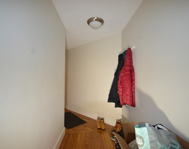 48 Westland Ave. - Photo Thumbnail 5