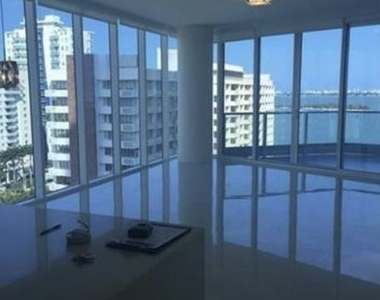 2020 N Bayshore Dr 1201 - Photo Thumbnail 5