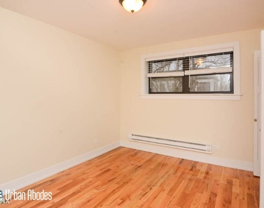 555 W Arlington Pl 402 - Photo Thumbnail 13