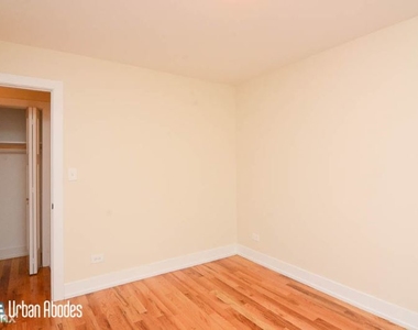 555 W Arlington Pl 402 - Photo Thumbnail 16