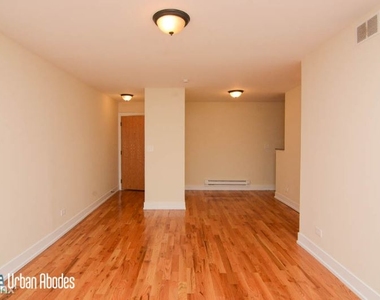 555 W Arlington Pl 402 - Photo Thumbnail 10