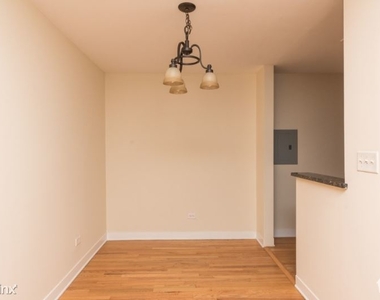 625 W Wrightwood Ave 218 - Photo Thumbnail 2