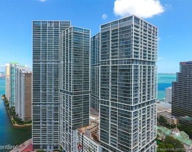 485 Brickell Ave - Photo Thumbnail 0