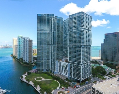 485 Brickell Ave - Photo Thumbnail 19