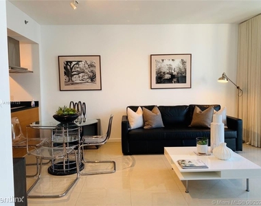 485 Brickell Ave 562 - Photo Thumbnail 4