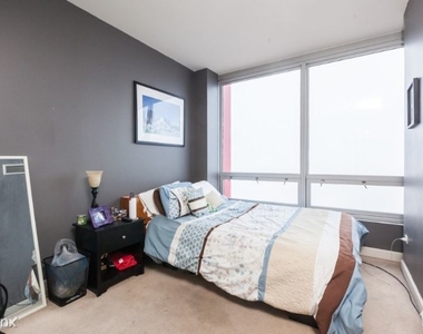 1841 S Calumet Ave 1004 - Photo Thumbnail 10