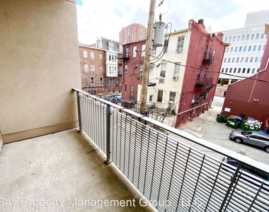 1209 N Charles St, Unit 205 - Photo Thumbnail 11