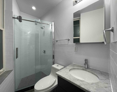 Modern 1 BD in Crown Heights  - Photo Thumbnail 1