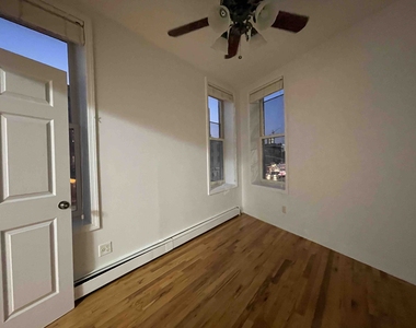 Modern 1 BD in Crown Heights  - Photo Thumbnail 5