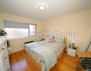 23-15 Astoria Boulevard - Photo Thumbnail 5