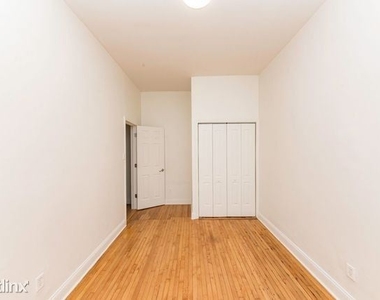 720 W Cornelia Ave 403 - Photo Thumbnail 7