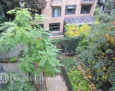 169 East 92nd St - Photo Thumbnail 6