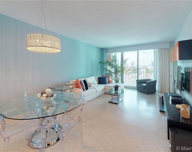 1500 Ocean Dr - Photo Thumbnail 14