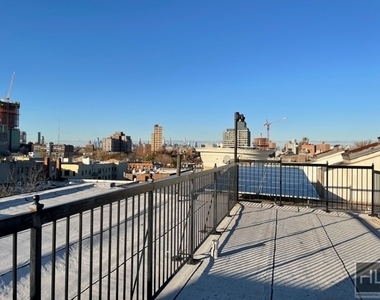 677 Vanderbilt Avenue - Photo Thumbnail 18