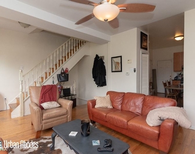 2517 N Ashland Ave F3 - Photo Thumbnail 8