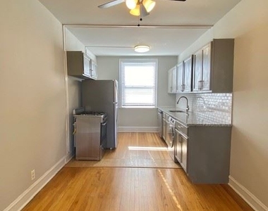 4858 N Hermitage Ave 3b - Photo Thumbnail 5