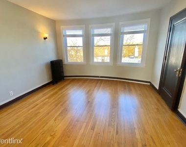 4858 N Hermitage Ave 3b - Photo Thumbnail 8