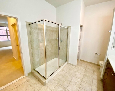 1209 N Charles St Apt 205 - Photo Thumbnail 16