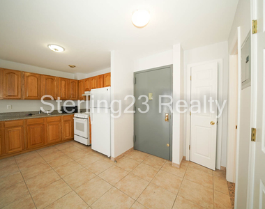 27-11 23rd Avenue - Photo Thumbnail 16