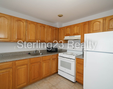27-11 23rd Avenue - Photo Thumbnail 4