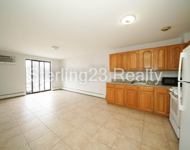 27-11 23rd Avenue - Photo Thumbnail 6