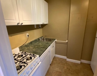 1021 Arlington Blvd Unit 917 - Photo Thumbnail 10