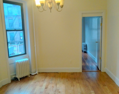 158 West 15th Street - Photo Thumbnail 0