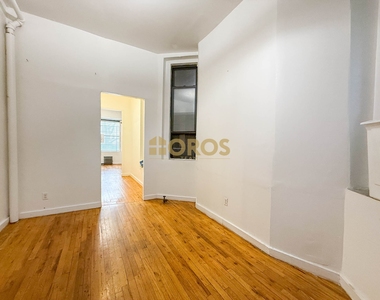 324 East 13th Street - Photo Thumbnail 3