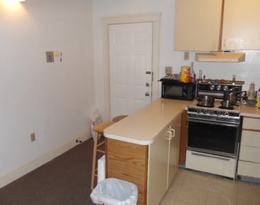 825 Beacon St - Photo Thumbnail 1