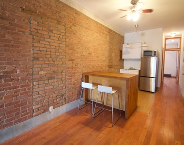 401 East 115th Street - Photo Thumbnail 2