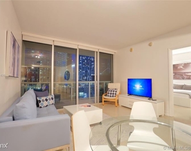 485 Brickell Ave - Photo Thumbnail 7